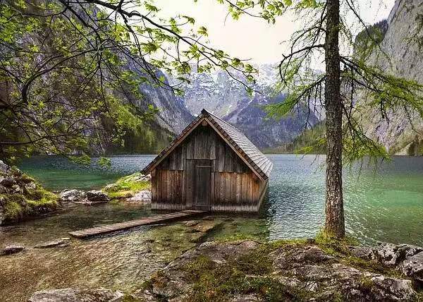 有山有水山间小屋图片