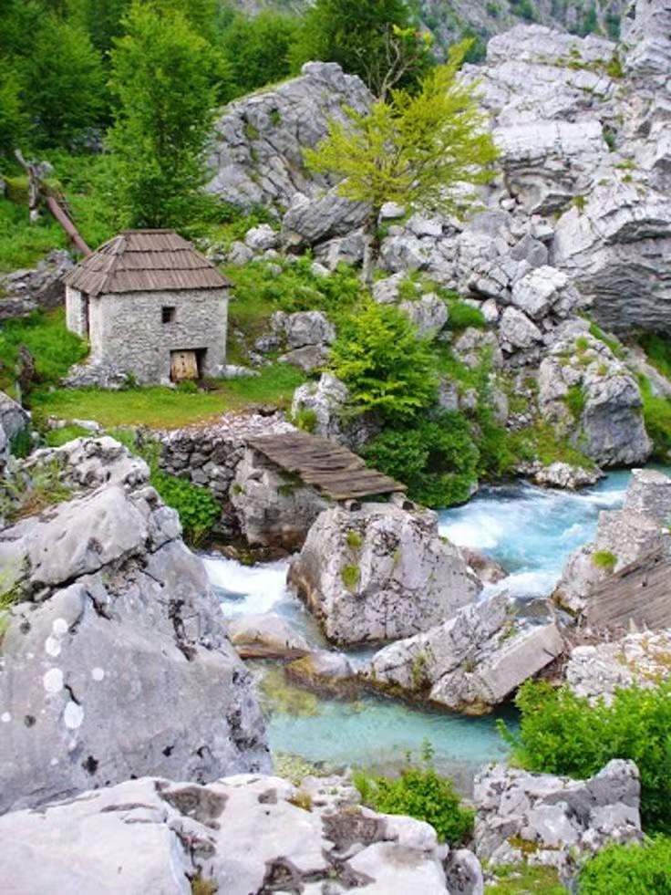 山里小屋有山有水图片图片