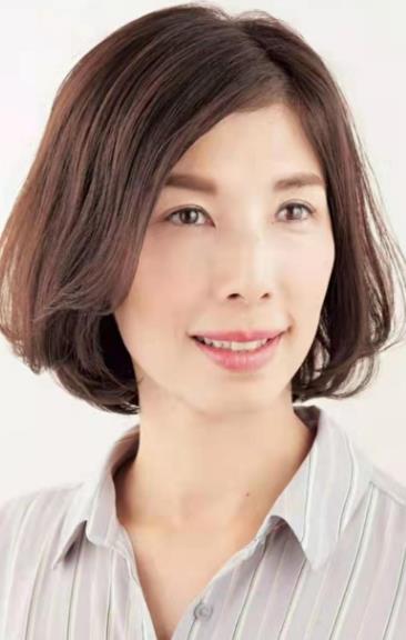 日本中年女发型短发
